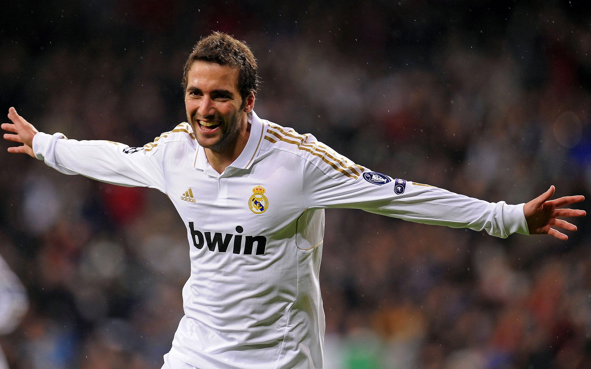 西甲：马德里双雄再起波澜，积分榜前两名难分伯仲，马德里竞技西甲联赛排名